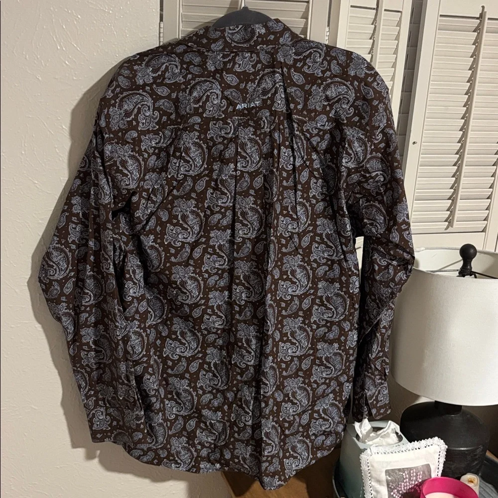 Ariat Men's Dark Brown Paisley Button Down Shirt - Picture 3 of 3